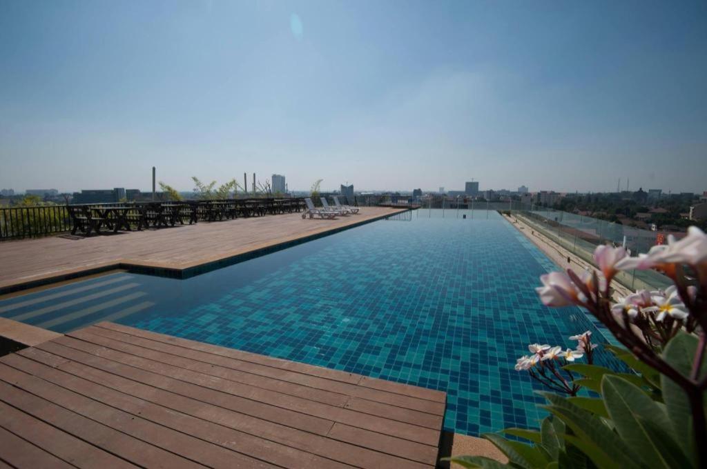 ויינטיאן Sky City Hotel מראה חיצוני תמונה